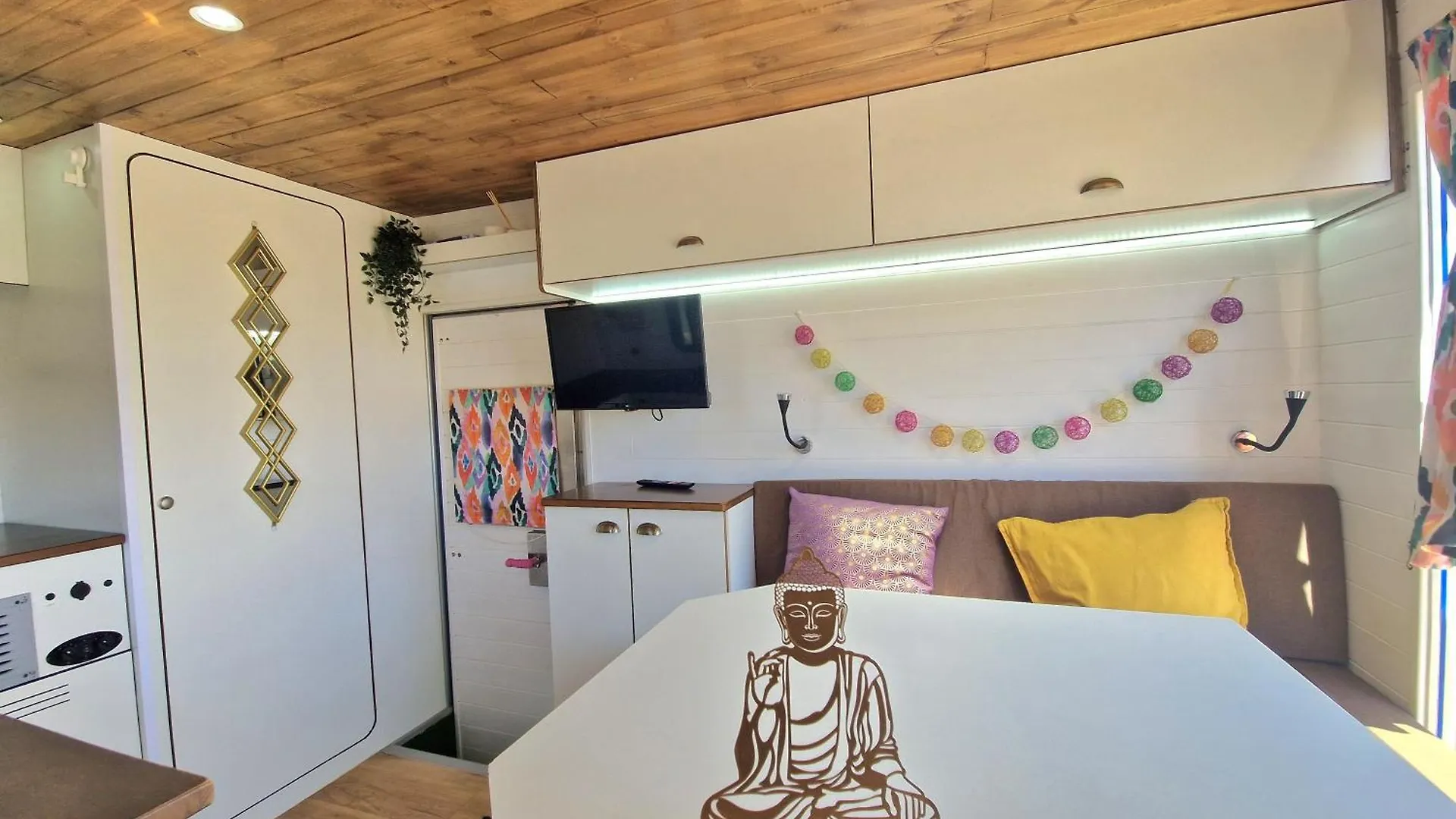 Kamp alanı Camper Estatico Solo Para Alojar En El Frente Del Mar Otel La Tejita