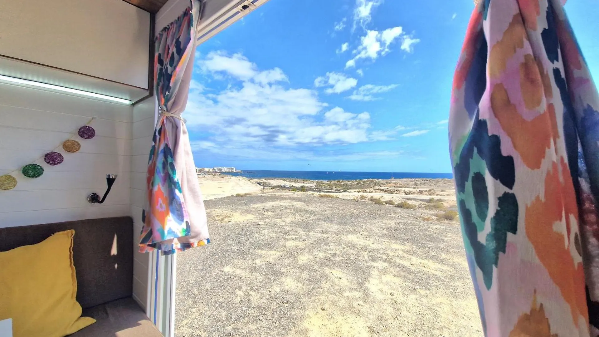 Camper Estatico Solo Para Alojar En El Frente Del Mar Otel La Tejita 0*,  İspanya
